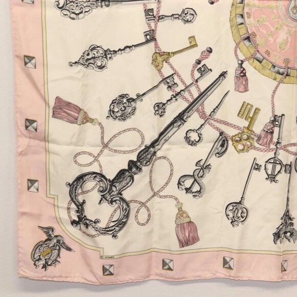 HERMES Carre 90 Scarf ""les cles key"" Silk Pink White Auth - Picture 5 of 12